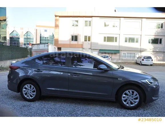 Hyundai Elantra 1.6 D-CVVT Style Image 6